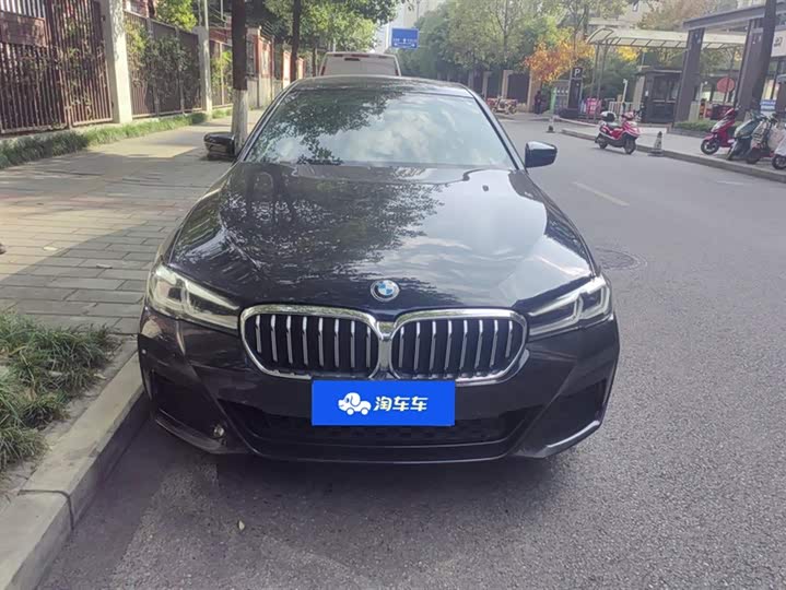 Фото 2 - BMW 5 Series