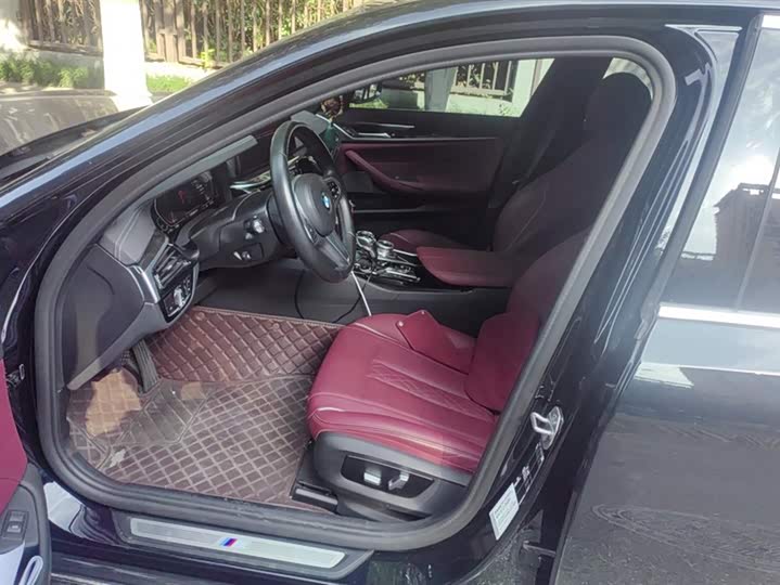 Фото 9 - BMW 5 Series