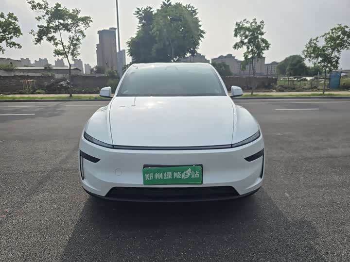 Фото 2 - Tesla Model Y