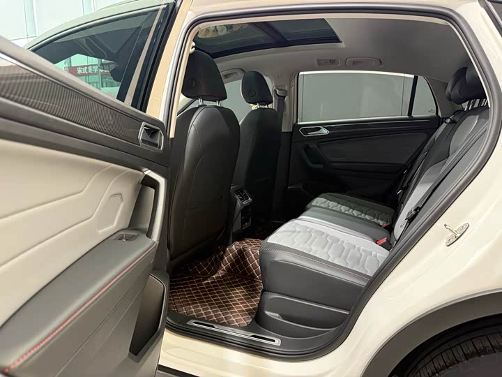 Volkswagen Tiguan X 2022 2022款 330TSI 两驱旗舰版