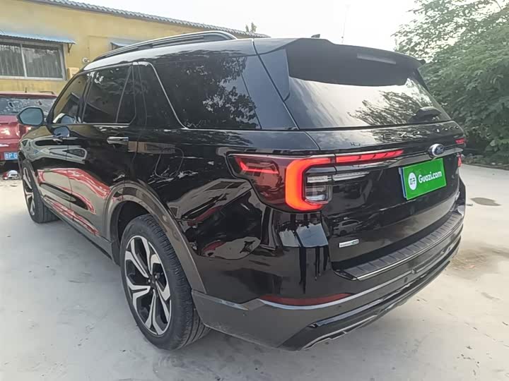 Фото 5 - Ford Explorer