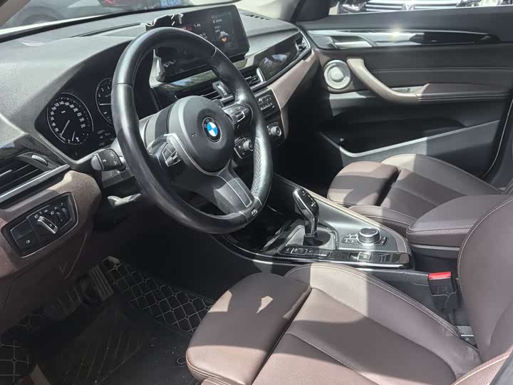 Фото 6 - BMW X1