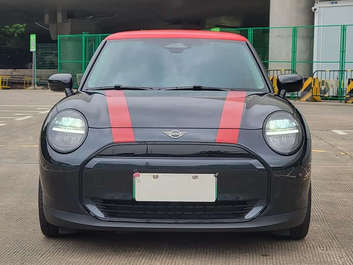 Mini Cooper 2025 2025款 改款 466km COOPER E 经典派