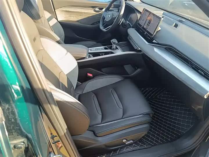 Фото 6 - Geely Preface