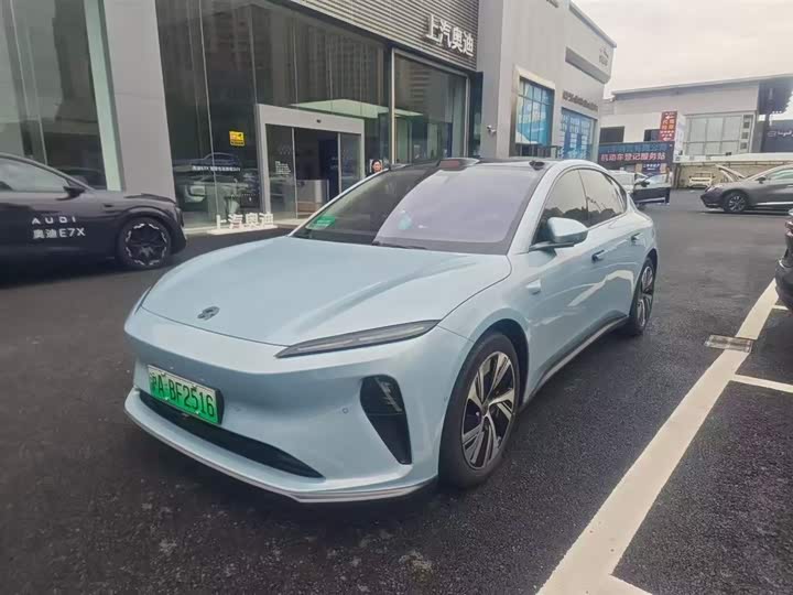 Zdjęcie 1 - Nio ET5