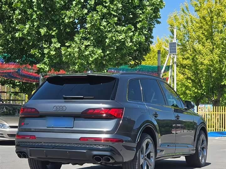 Фото 6 - Audi SQ7