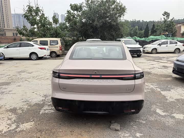 Leapmotor B01 2025 2025款 550激光雷达版