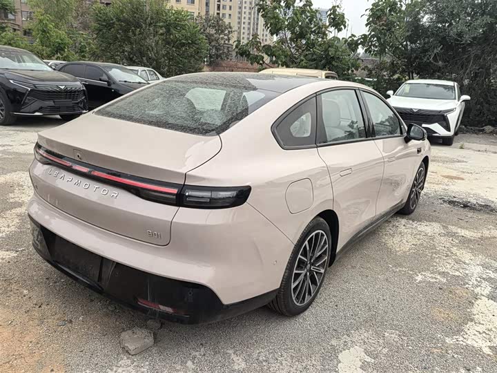 Leapmotor B01 2025 2025款 550激光雷达版