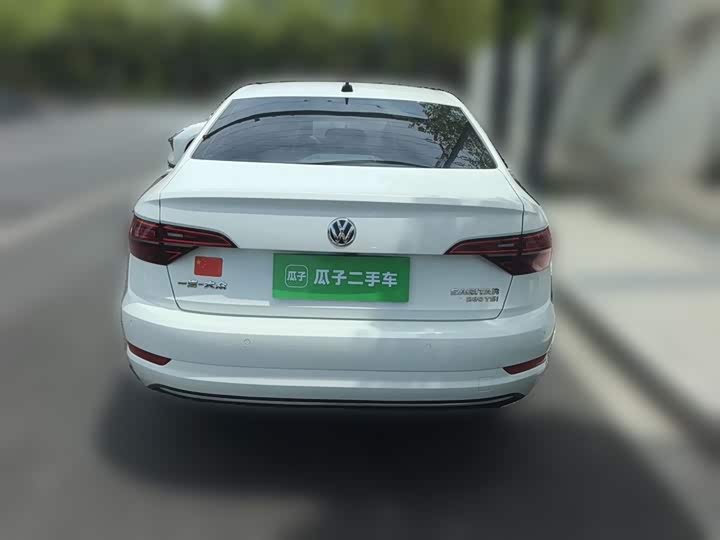 Фото 3 - Volkswagen Sagitar L