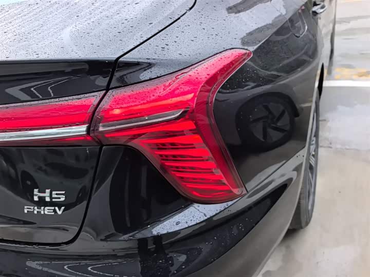 Hongqi H5 Hybrid 2025 2025款 130 超混版