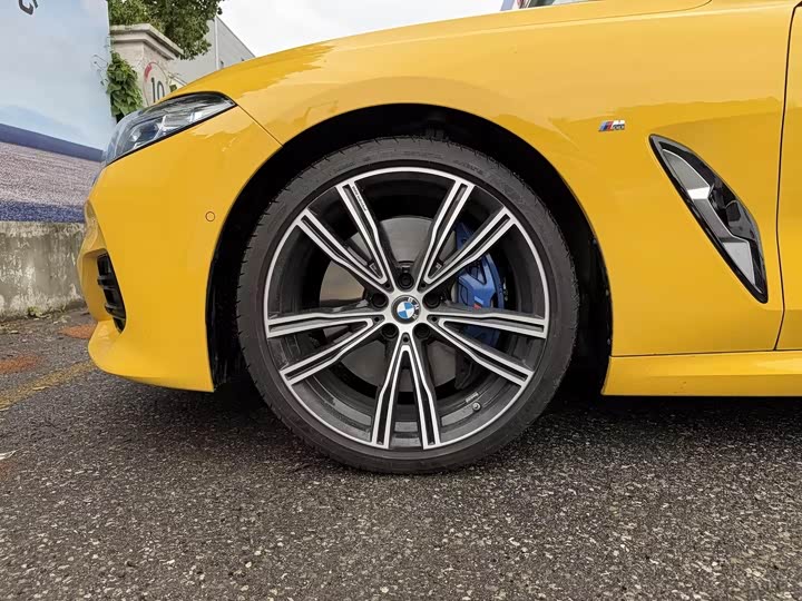 2022 BMW 8 Series