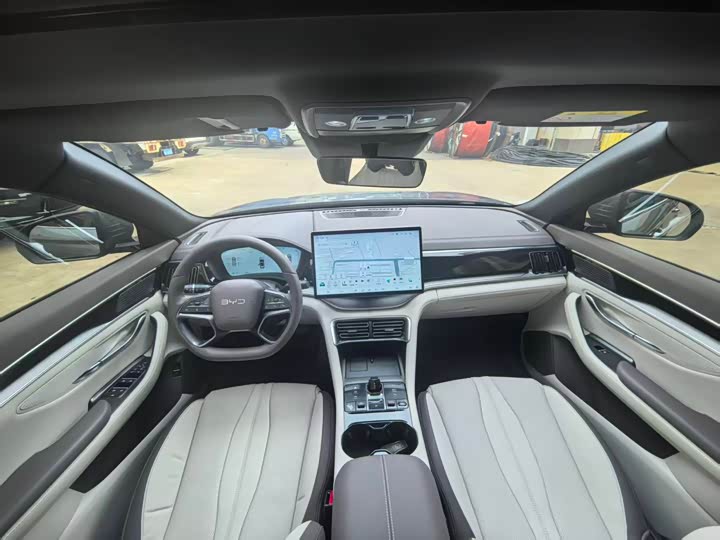 2025 BYD Song Plus Hybrid/EV