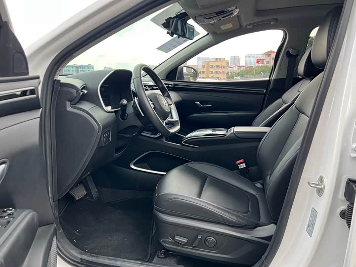 Zdjęcie 9 - Hyundai Tucson L