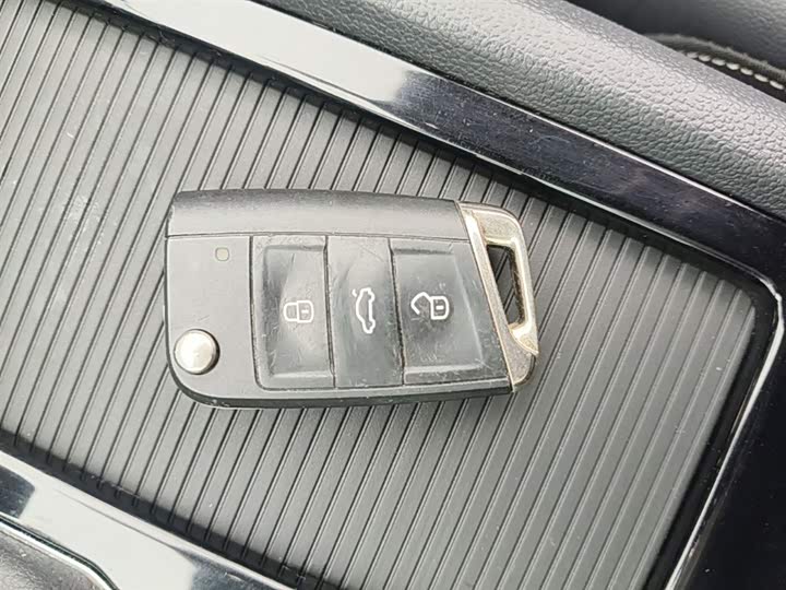 Фото 9 - Volkswagen Teramont Pro