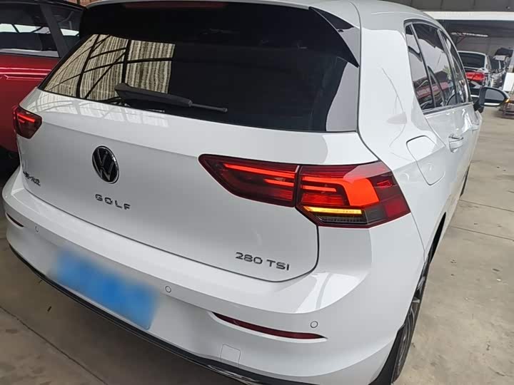 Фото 7 - Volkswagen Golf