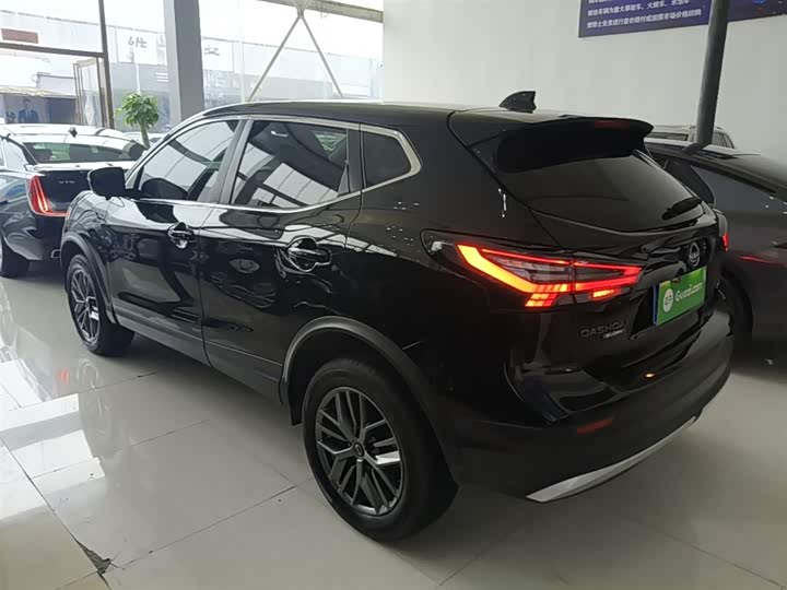 Nissan Qashqai 2025 2025款 荣誉 2.0L CVT XV真心版