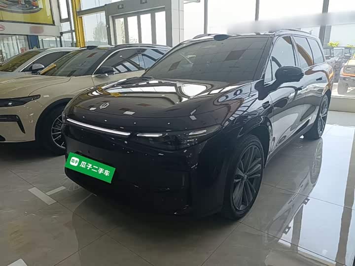 Leapmotor C16 2026 2026款 增程 280激光雷达智尊版 5座