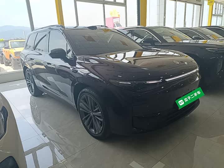 Leapmotor C16 2026 2026款 增程 280激光雷达智尊版 5座