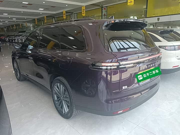 Leapmotor C16 2026 2026款 增程 280激光雷达智尊版 5座