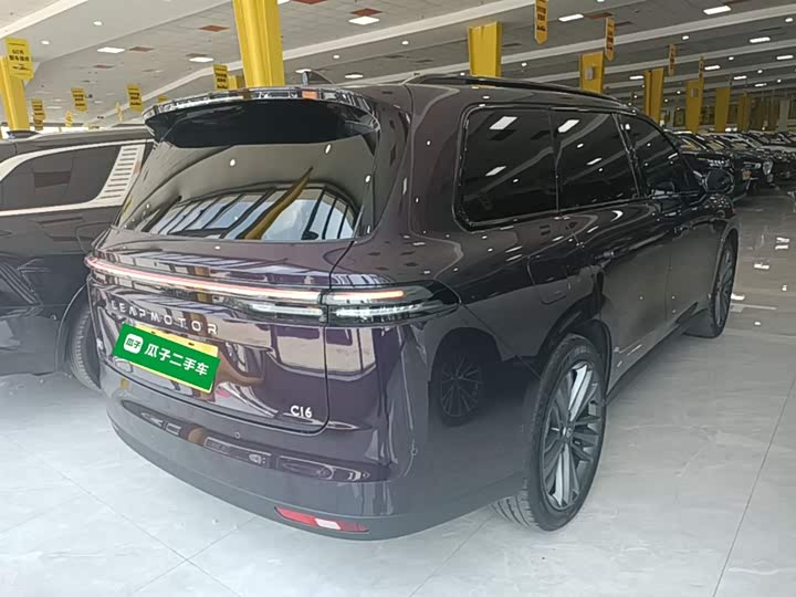 Leapmotor C16 2026 2026款 增程 280激光雷达智尊版 5座