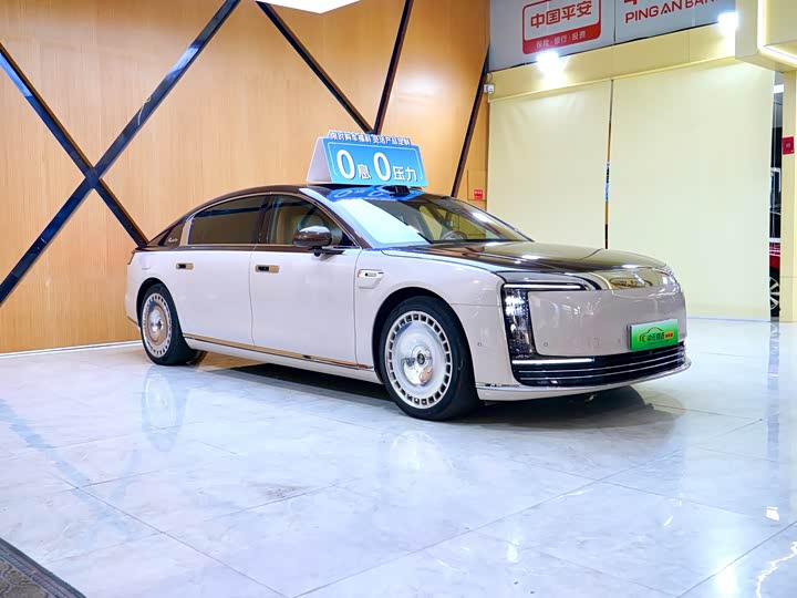 Maextro S800 2025 2025款 增程 星辉行政版 4座 (192线激光雷达）
