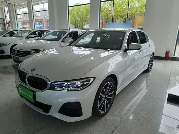 Фото 1 - BMW 3 Series