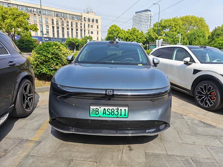 Zeekr 7X 2025 2025款 75kWh 后驱智驾版