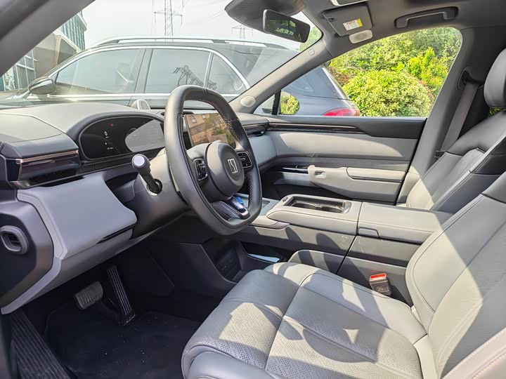 Zeekr 7X 2025 2025款 75kWh 后驱智驾版