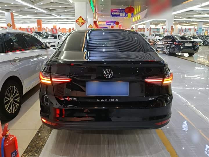 Фото 6 - Volkswagen Lavida
