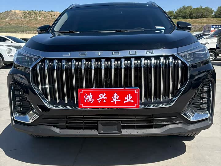 Jetour X90 Plus 2025 2025款 超越版 1.6TD DCT大家庭欢乐版 7座