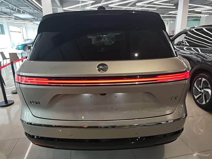 Nio ES8 2026 2026款 六座行政豪华版