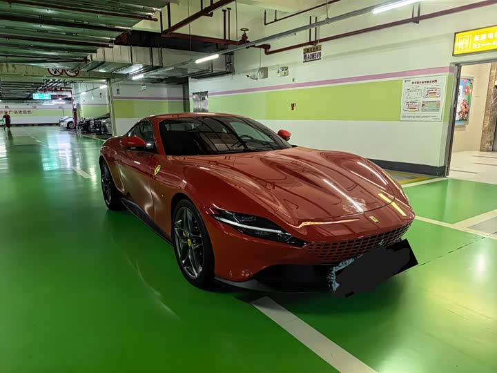 Фото 3 - Ferrari Roma