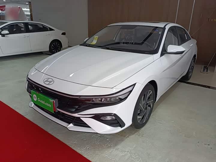 Фото 1 - Hyundai Elantra N line