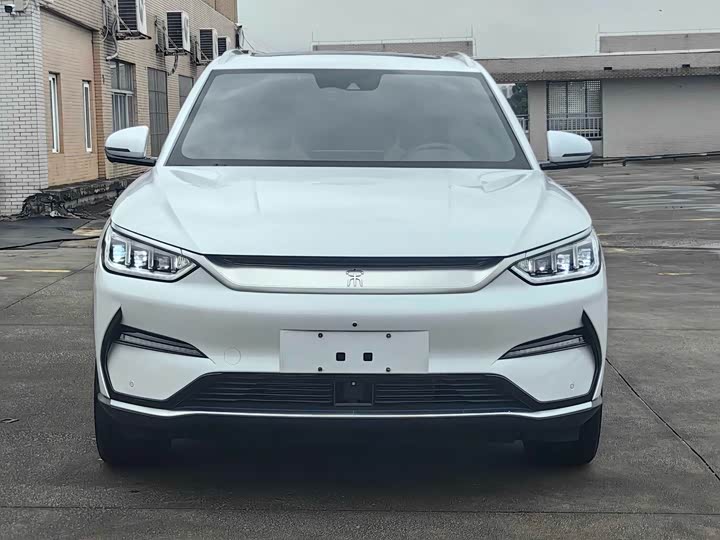 Photo 2 - BYD Song Plus Hybrid/EV