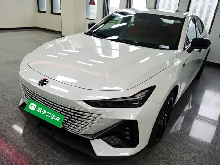Changan UNI-V Hybrid 2023 2023款 智电iDD 1.5T 113km智趣型