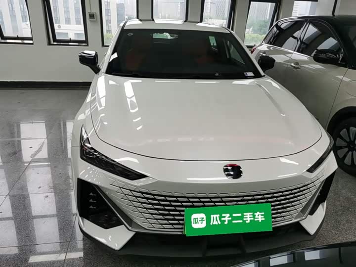 Changan UNI-V Hybrid 2023 2023款 智电iDD 1.5T 113km智趣型