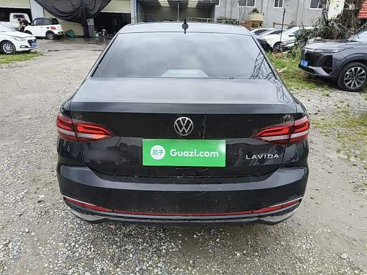 Фото 4 - Volkswagen Lavida