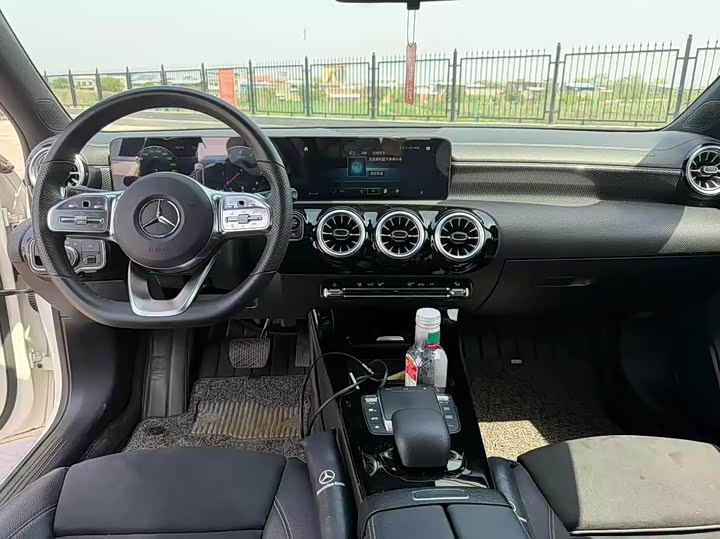 Фото 5 - Mercedes-Benz A-Class
