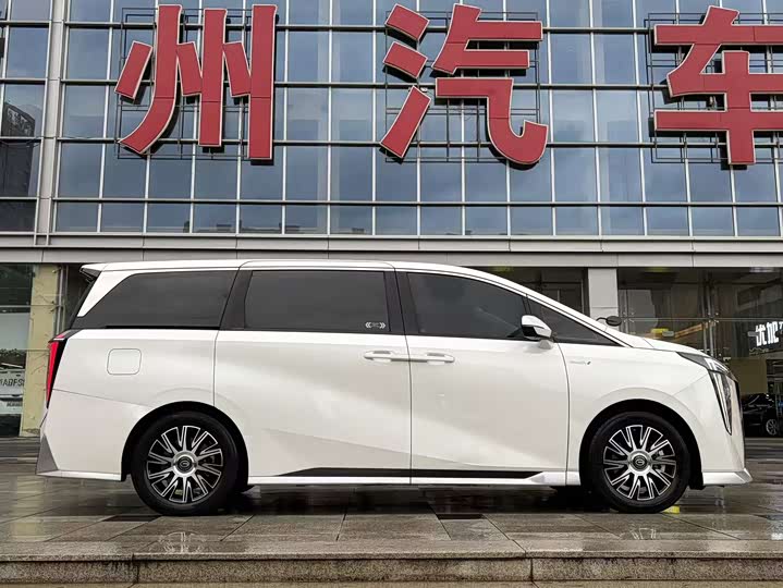 Zdjęcie 4 - GAC Trumpchi E9