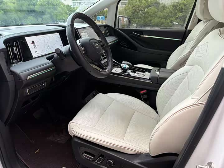 Zdjęcie 9 - GAC Trumpchi E9