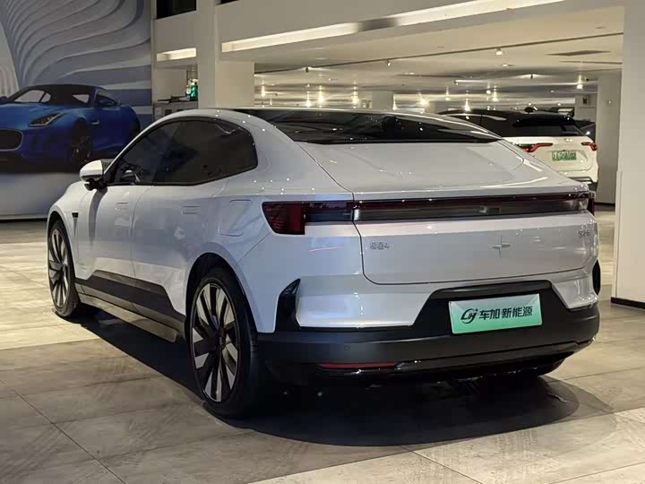 Фото 9 - Polestar 4