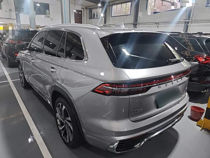 Photo 5 - Geely Monjaro