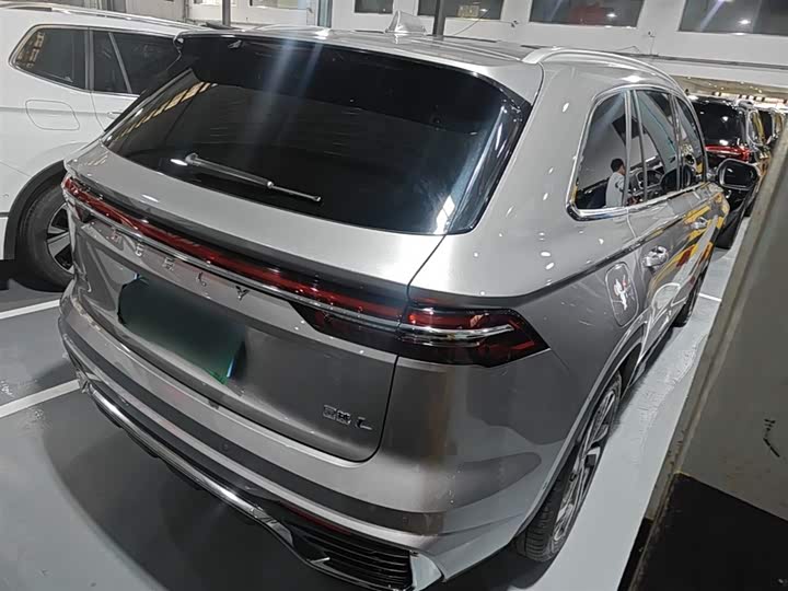 Photo 7 - Geely Monjaro