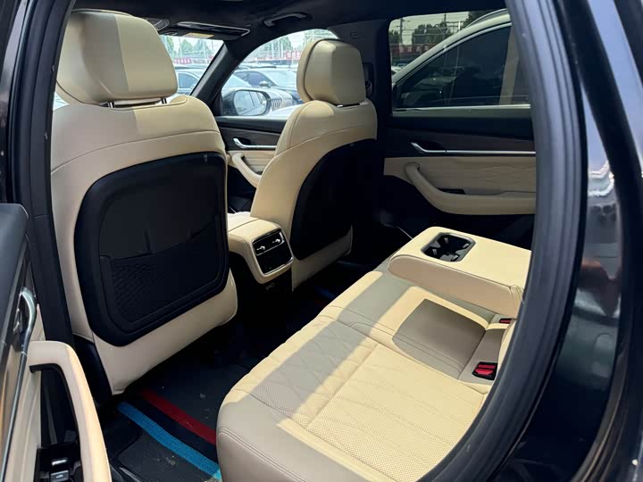Geely Monjaro 2026 2026款 2.0TD DCT 长风越山版