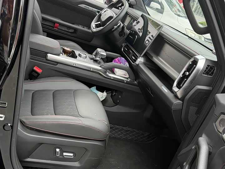 Jetour T2 2025 2025款 2.0TD DCT 四驱银龙之翼Air