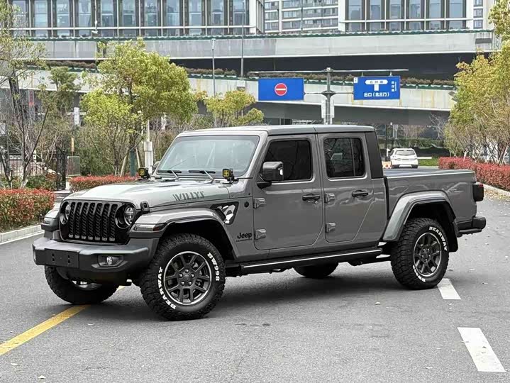 Jeep Gladiator 2022 2022款 3.6L 先行版