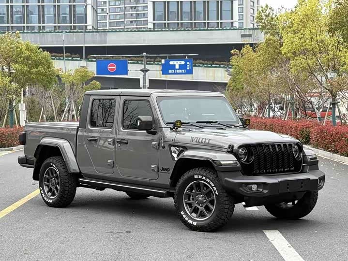 Jeep Gladiator 2022 2022款 3.6L 先行版