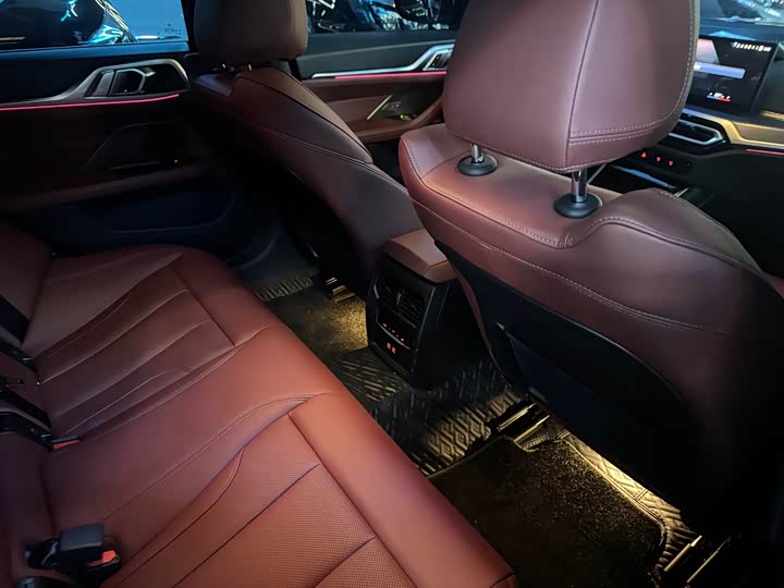 Zdjęcie 9 - BMW 4 Series