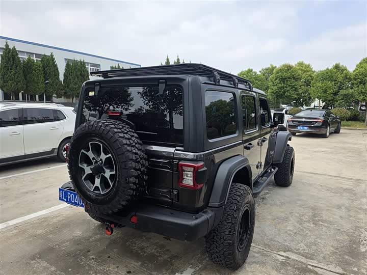 Jeep Wrangler 2021 2021款 2.0T 罗宾汉四门版