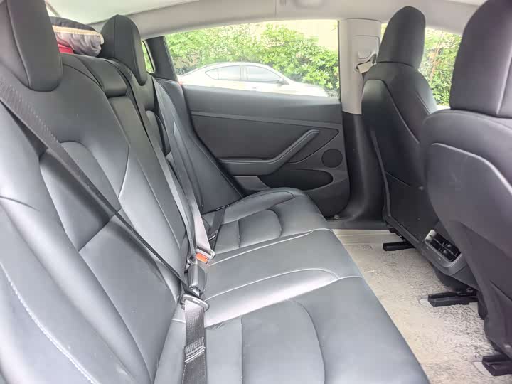 Фото 7 - Tesla Model 3